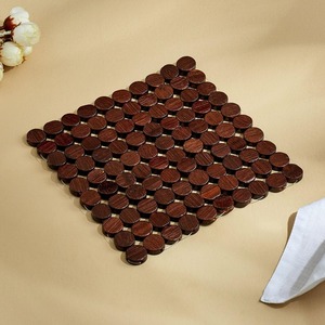 Los manteles cuadrados están hechos de pequeñas piezas redondas de bambú, productos ecológicos hechos en Vietnam, decoración de mesa al por mayor - Product Image 5