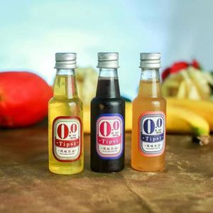 Gobelet en plastique PET transparent de 98 mm avec logo personnalisé, prix d'usine, et petite bouteille d'alcool en PET pour bar à bière - Product Image 4