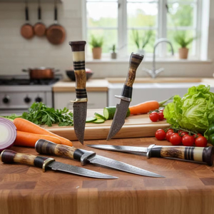 Ensemble de couteaux de chef élégants et professionnels, fabriqués à la main, en acier au carbone forgé, 5 pièces, manche en bois octogonal, couteaux durables et ambidextres - Product Image 1