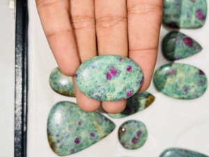 Hot Bán tự nhiên Chrome <span class=keywords><strong>Ruby</strong></span> thạch anh Cabochon tuyệt vời handmade Loose đá quý đối với trang sức làm giá bán buôn - Product Image 2