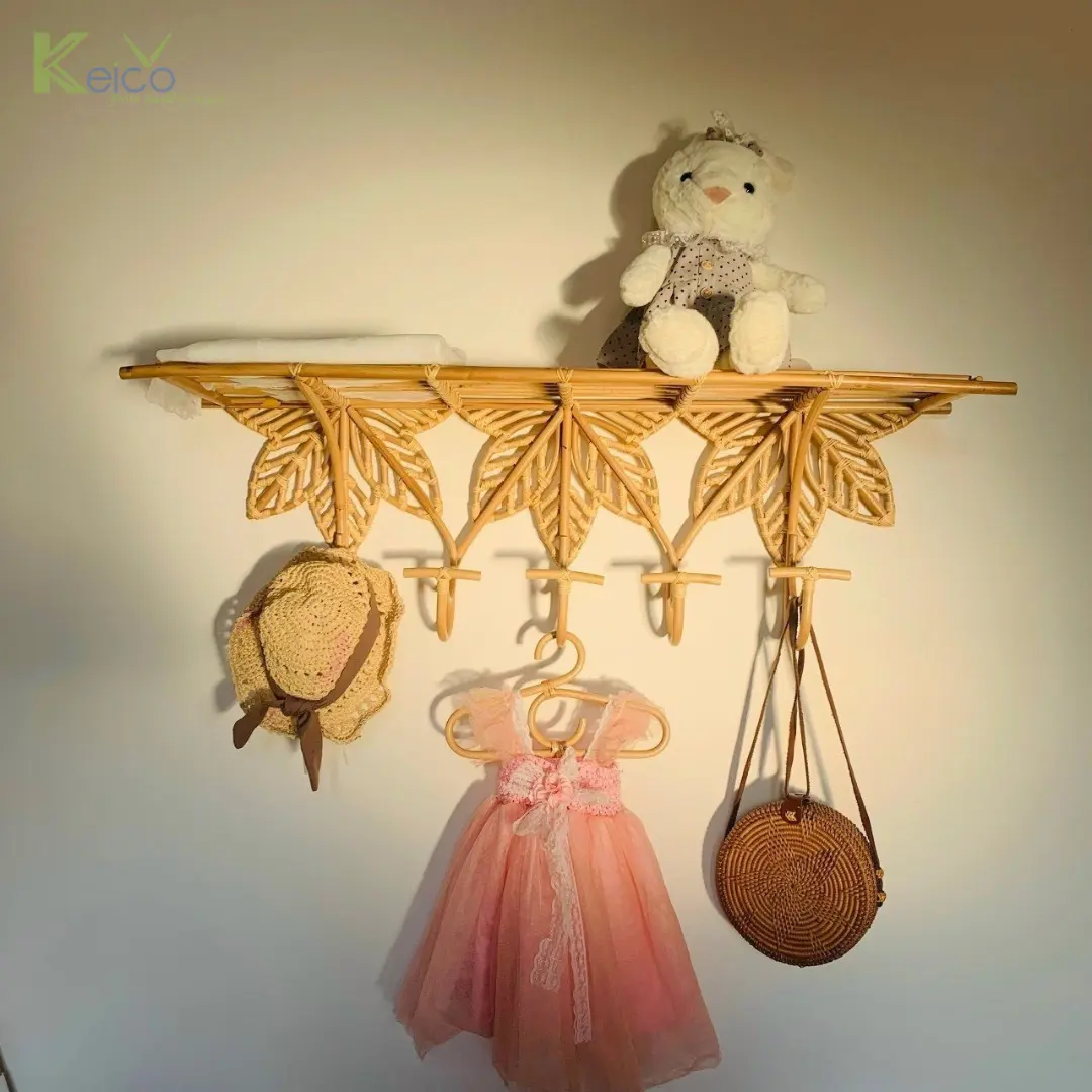 Wholesale attractive new design wall hanging rattan clothes hanger style kids with cute design made from Vietnam