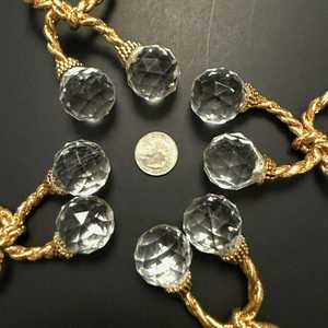 Servilleteros modernos ecológicos personalizables, resina de Metal, vidrio de madera para una elegante decoración de mesa de mimbre, experiencia gastronómica elegante - Product Image 1