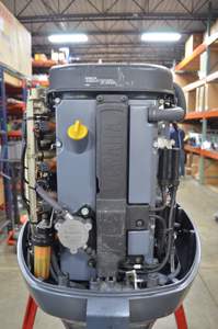 Moteur hors-bord 115 CV d'occasion en excellent état, faible nombre d'heures d'utilisation, d'origine. - Product Image 4