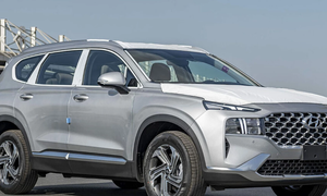 SUV Hybride Électrique d'Occasion PREMIER 3.5P MY2023 Argent RHD/LHD R17 avec Intérieur Sombre et Sièges en Cuir - Product Image 4