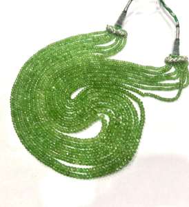 Collier à 7 brins de haute qualité avec perles de rondelle à facettes de 3-4mm Collier en pierre de tsavorite naturelle - Product Image 1