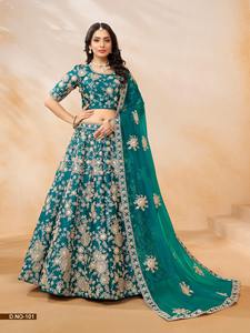 Nouvelle Arrivée Belle Robe Haute Sur Demande Art Soie Lehenga Choli & Dupatta Avec Broderie Miroir Travail Femme Mode Exportateur - Product Image 2