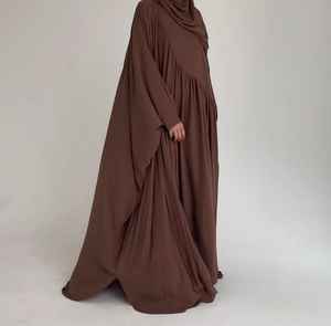 Abaya modeste unique de créateur avec belle broderie Abayas modestes de luxe pour les mariages événements formels Meilleur prix de gros - Product Image 6