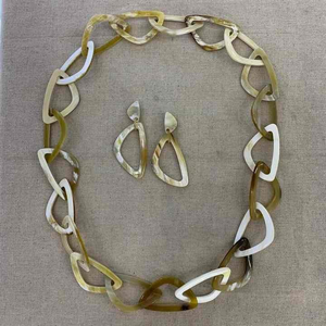 Colliers en corne naturelle sur mesure avec des fleurs à la mode-Chrétien assorti du magasin de bijoux de l'Inde par glowin fashion - Product Image 6