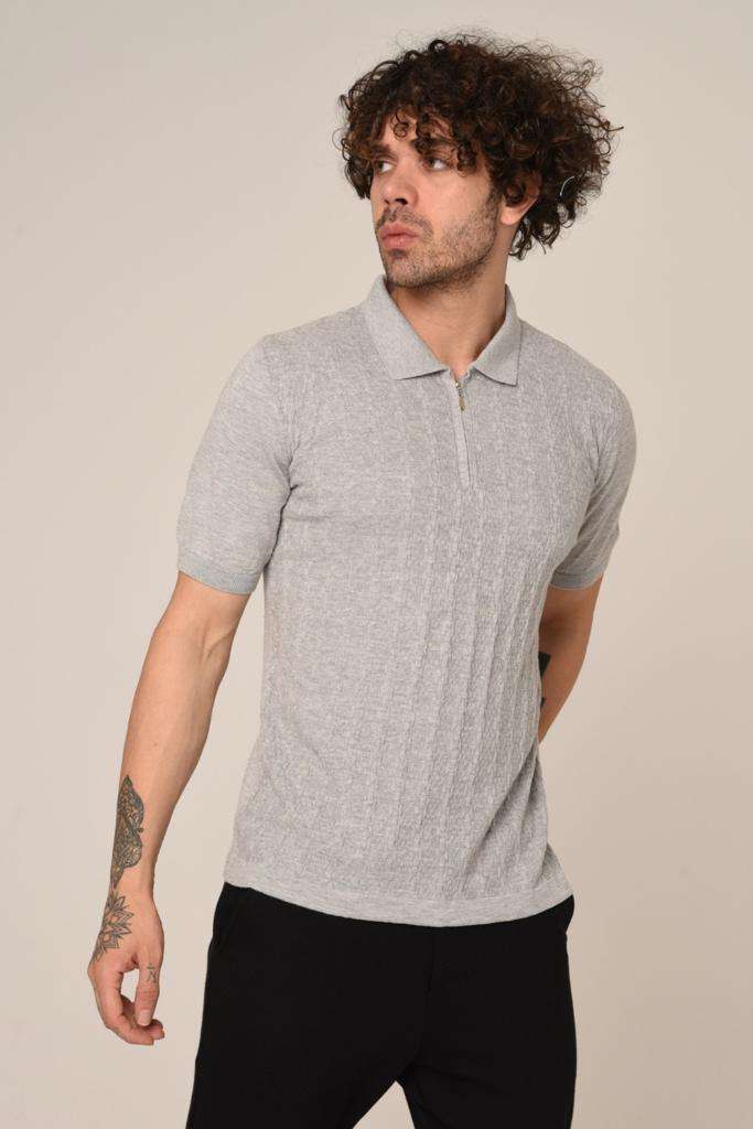 สีเทาอ่อน