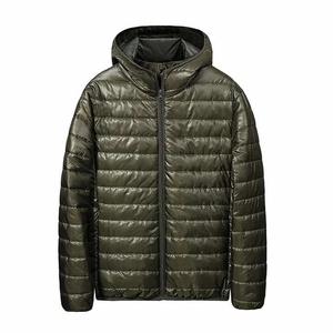 Blouson matelassé haute performance conçu pour les conditions hivernales les plus difficiles avec une excellente isolation et une durabilité - Product Image 1