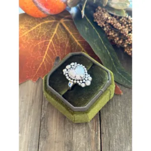 Anillo de Plata de Ley Hecho a Mano en el Suroeste con Diseño de Corazón de Caballo Salvaje, Talla 7.5, Joyería Boho - Product Image 3