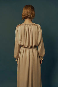 Haute Qualité Dames Satin Golden Haze Robe Robe Élégante Style Décontracté ODM Services Made in Vietnam - Product Image 5