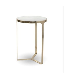 Mesa de centro de diseño moderno con característica decorativa de patas de metal de lujo de estilo italiano único - Product Image 1