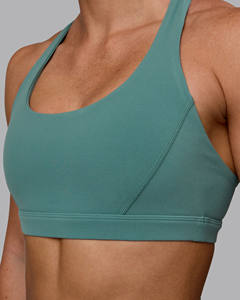 Soutien-gorge de sport armoise de haute qualité et ensembles courts pour femmes ensemble 2 pièces respirant d'entraînement de gymnastique plage été ensemble pour femmes - Product Image 4