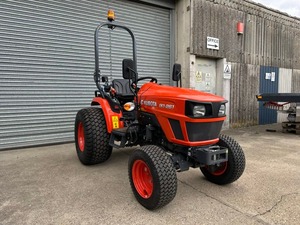 Tractor Compacto Kubota EK1-261 en Venta - Product Image 5
