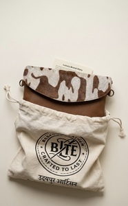 Bolso bandolera TAN para mujer con cierre de solapa de piel de vaca, mini bolso de moda para mujer - Product Image 2