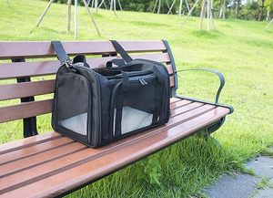 Mochila de poliéster a rayas ecológica de diseño elegante, portador de mascotas, solución de transporte espaciosa y cómoda para perros pequeños y medianos - Product Image 2