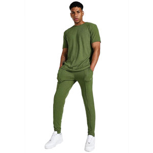 2025 vêtements d'été décontracté Simple grande taille col rond T-shirt pantalon deux pièces hommes ensemble de sport - Product Image 5