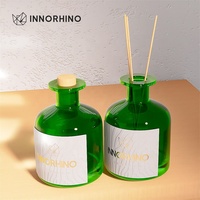Diffuseur de parfum en verre personnalisé pour la maison |   Diffuseur d'aromathérapie avec options de bouchon à bâtonnets