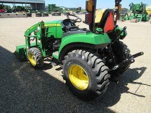 Tractor John Deere 2038R 2023 Nuevo y Usado, Ideal para Agricultura, con Motor de Alta Calidad de 35HP/45HP a Precio Económico - Product Image 6