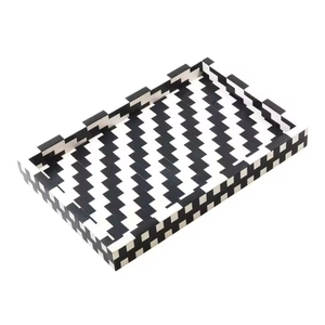 Plateau de service en os au design personnalisé en noir et blanc avec incrustation bleue et accents dorés - Product Image 4