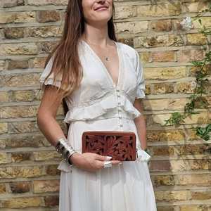 Un conjunto de cartera y embrague de cuero occidental al por mayor, un conjunto protegido con RFID de estilo vintage para mujer - Product Image 5