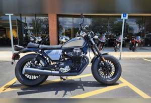 Moto Guzzi Cruiser V9 Bobber Edición Especial 2025, Lista para Usar, en Venta - Product Image 4