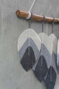 Tenture murale en macramé faite à la main Art mural bohème tissé créatif parfait pour la chambre et le salon décor à la maison - Product Image 3