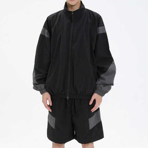 Vente en gros Veste coupe-vent coupe-vent personnalisée pour hommes, ensemble short et survêtement en nylon deux pièces à motif de lettres pour le printemps - Product Image 1