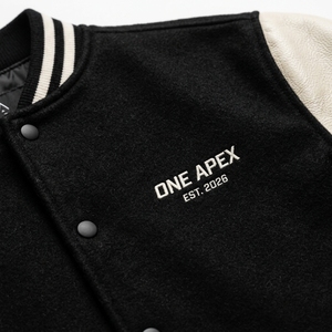Chaqueta de Béisbol Clásica con Capucha ONEAPEX Negra y Blanca Personalizada, Mangas de Lana y Cuero, Invierno, Fabricante OEM ODM - Product Image 3
