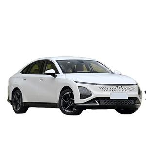 Berline hybride rechargeable 2025-2026 1.5L 106CV 70KM Autonomie PHEV Transmission E-CVT Véhicule de taille moyenne Blanc - Product Image 4