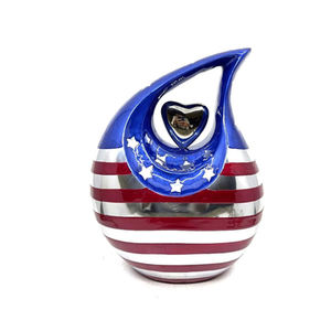 Gran venta de suministros funerarios de primera calidad, urna para cenizas conmemorativas, urnas de cremación en forma de lágrima con acabado personalizado para compradores a granel - Product Image 1