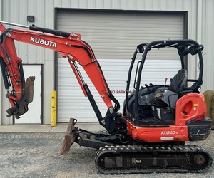 Miniexcavadora Kubota 2016, excavadora compacta de 4,2 toneladas, motor Kubota de 40,4 HP, equipo de construcción usado confiable - Product Image 1