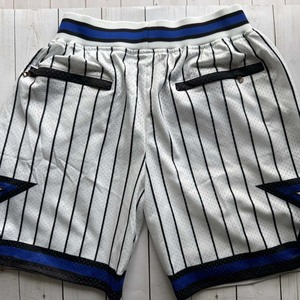 Pantalones Cortos de Baloncesto Retro para Hombre, Logotipo Personalizado Bordado, Diseño de Malla Transpirable, Casuales, 100% Poliéster, Solo Pantalones Cortos de Baloncesto - Product Image 4