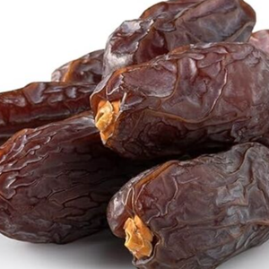 Dátiles secos orgánicos Sabor dulce Aceite conservado Patrón en rodajas Embalaje a granel Precios CIF competitivos FD AD Secado Grado de exportación - Product Image 1