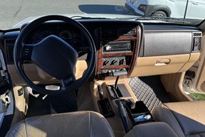 JEEP CHEROKEE LIMITED 4X4 USADO, 2000, Volante a la Izquierda/Derecha - Product Image 3