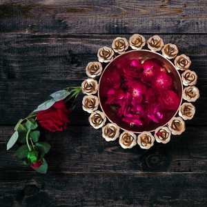 ถ้วยทองเหลืองขัดเงาดิวาลีทำด้วยมือสีทองรูปกุหลาบลายดอกไม้สวยงามสำหรับงานแต่งงานงานตกแต่งแบบลอย - Product Image 1