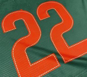 Maillot de football américain personnalisé pour équipes de jeunes Boxy T-shirt de sport surdimensionné pour hommes maillot d'entraînement de football en maille de style vintage - Product Image 4