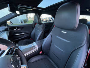 รถยนต์เมอร์เซเดส-เบนซ์ ซี-คลาส เอเอ็มจี ซี 43 ปี 2024 สภาพดี ใช้งานน้อย - Product Image 3