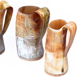 Mug à boire en corne de buffle de forme unique pour une présentation remarquable, finition polie, pour une consommation fluide. - Product Image 1