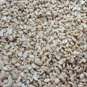 Noix de cajou brutes cassées en gros, bon marché, noyaux de noix de cajou, noix sèches, badam, SANTIGO, taille de coupe personnalisée - Product Image 1