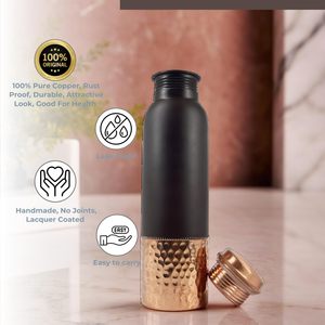 Juego de Botellas de Agua de Cobre Premium, Diseño Martillado a Medio, a Prueba de Fugas, Botella de Cobre Marrón Oscuro con 2 Vasos - Product Image 3
