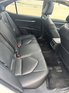 Toyota Camry 2022 d'occasion, excellent état - Product Image 6