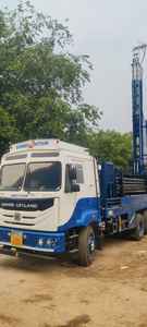 Foreuse de puits d'eau 300M montée sur camion d'occasion | Perceuse de forage DTH de 1000 pieds de profondeur à vendre - Product Image 4