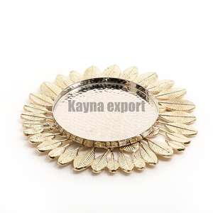 Bandeja de espejo de decoración navideña con mango de diseñador único dorado Decoración de mesa bandeja de Metal forma redonda Decoración de mesa de boda - Product Image 6