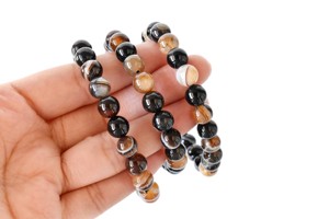 Beautiful Design Classic Romantic Heart Shape Meditation <b>Healing</b> Black Sulemani Agate Beaded Round Gemstone Anniversary <b>Bracelet</b> - Product Image 6