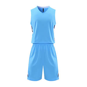 Uniforme de basket-ball de vêtements de sport pour hommes de couleur bleu clair dernière conception sur mesure conçu uniforme de basket-ball d'équipe - Product Image 1