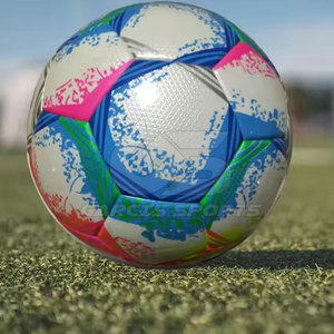 Ballon de football promotionnel personnalisé avec impression de logo idéal pour les événements, les clubs et les campagnes sportives - Product Image 3