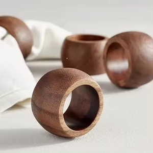 Nouveau Style luxe rond de serviette en bois pour fête et mariage décoration de table forme carrée porte-anneau de serviette - Product Image 3