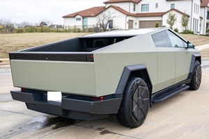 Neat 2025 Tes-la Cybertruck Longue Portée - Product Image 4